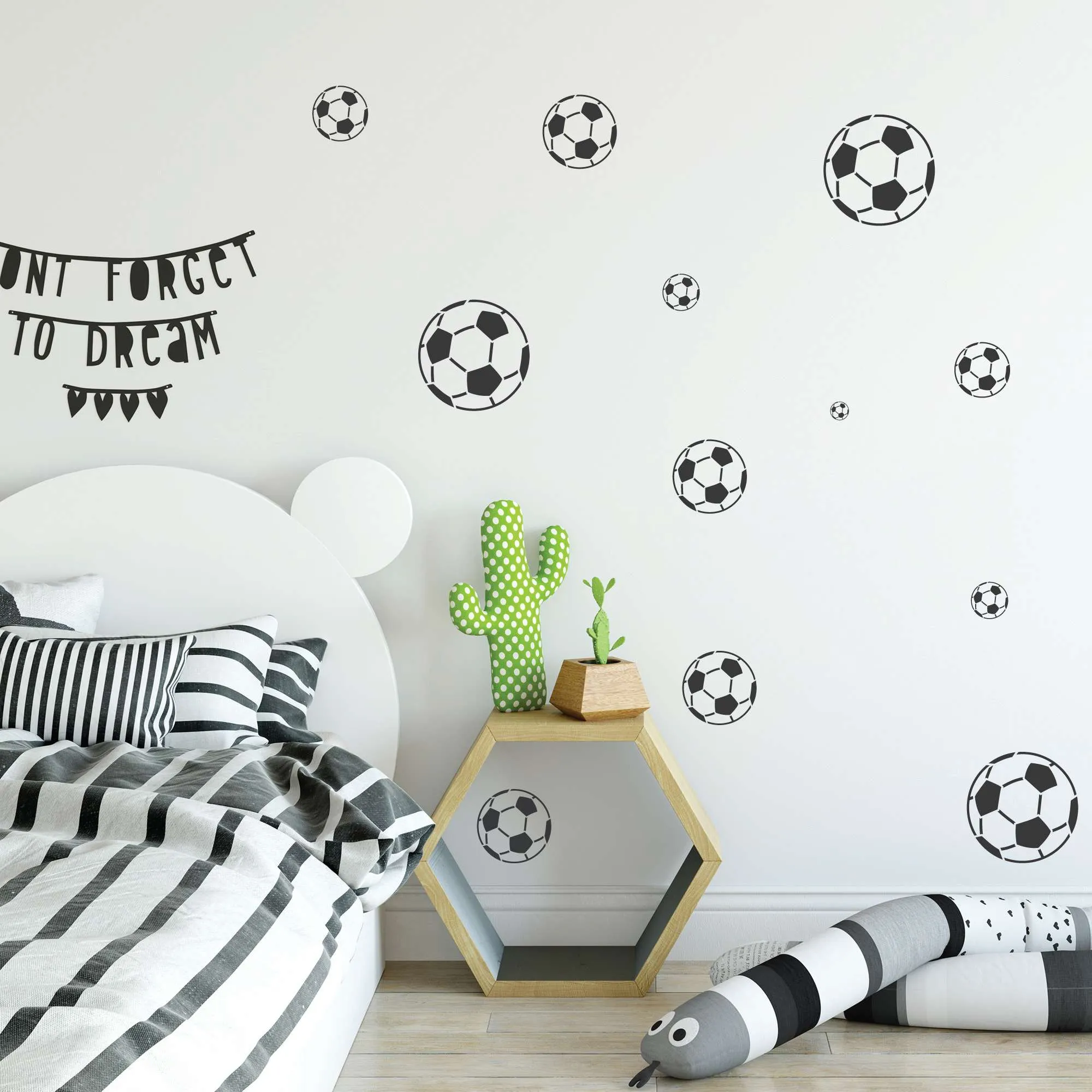 Maliarska šablóna FUTBALOVÁ LOPTA 
